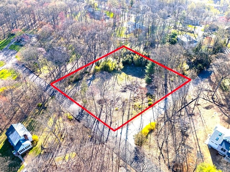 1st image of 100 Skyline Dr