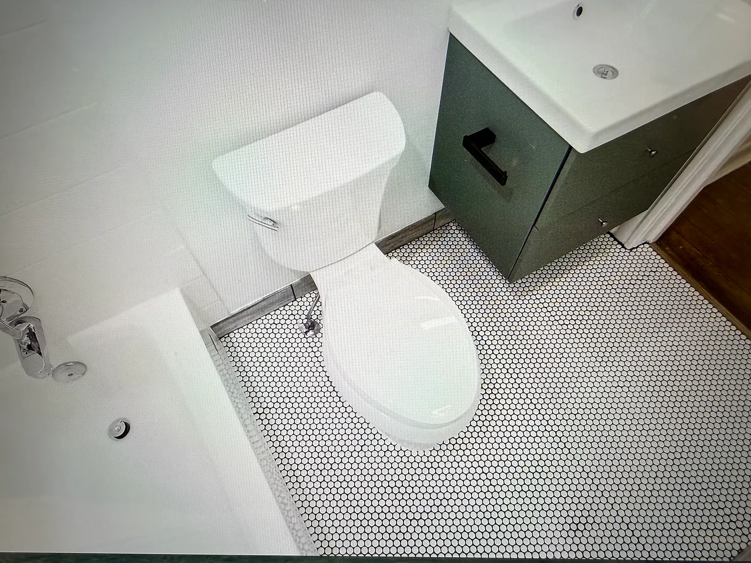 2 bed, 800 sqft, $1,990 — Photo 4