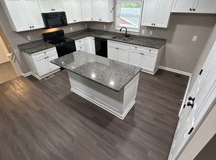 65 Alexander St, Winder, GA 30680