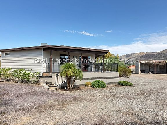 3rd image of 4213 W Cheyenne Dr