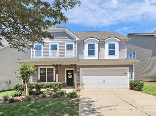 8916 Inverness Bay Rd, Charlotte, NC 28278