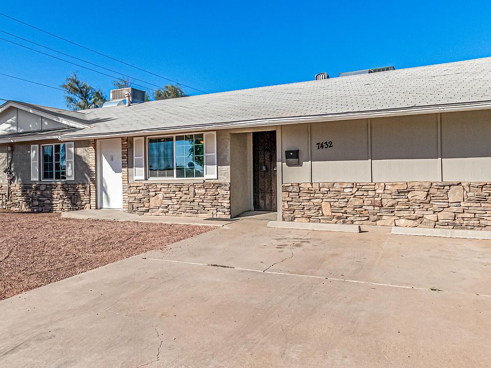 1st image of 7432 W GLENROSA Avenue