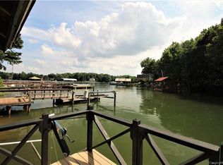 2920 Lake Shore Rd S, Denver, NC 28037