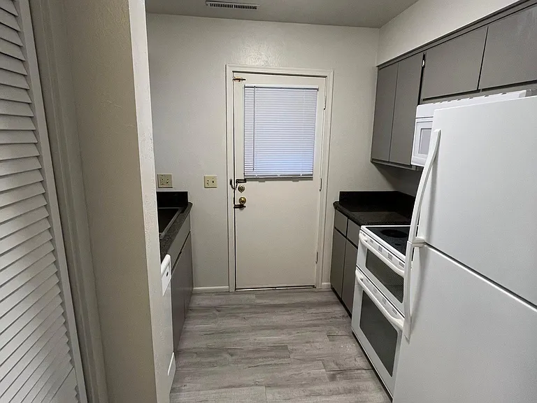 1708 Sawyer Way #274 — Photo 3