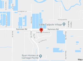 8211 Carriage Pointe Dr, Gibsonton, FL 33534