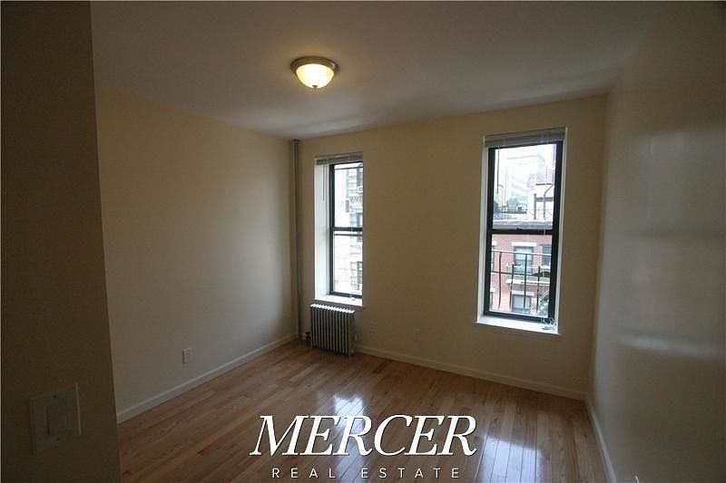 1st image of 80 Mulberry St APT 22