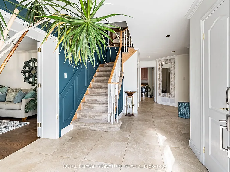 5571 Spangler Dr — Photo 5