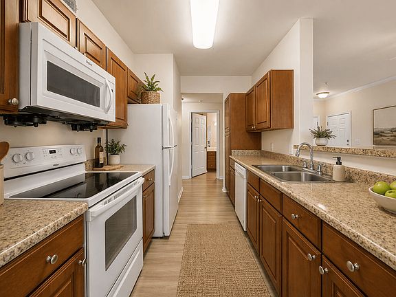 2nd image of 3601 Faudree Rd #934
