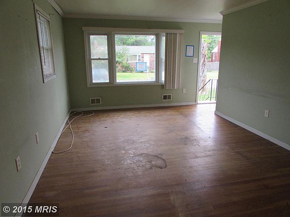4th image of 7608 Mane Ln