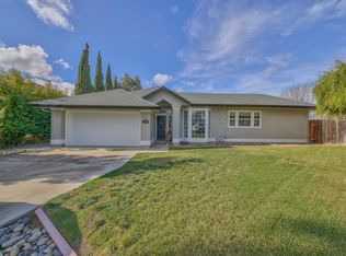 1550 Las Brisas Dr, Hollister, CA