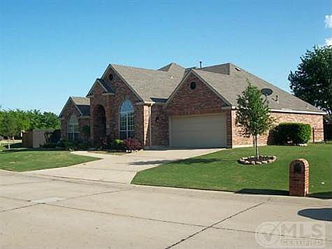 4th image of 8507 Falconet Cir
