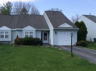 1103 Spearhead Dr, Glenville, NY 12302