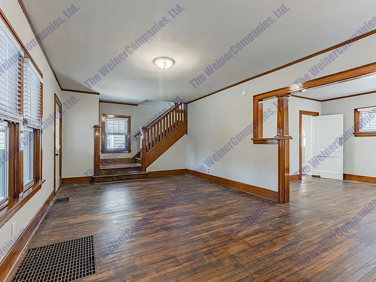 606 W White St — Photo 12