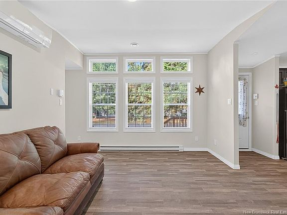 4th image of 2 Larchwood St