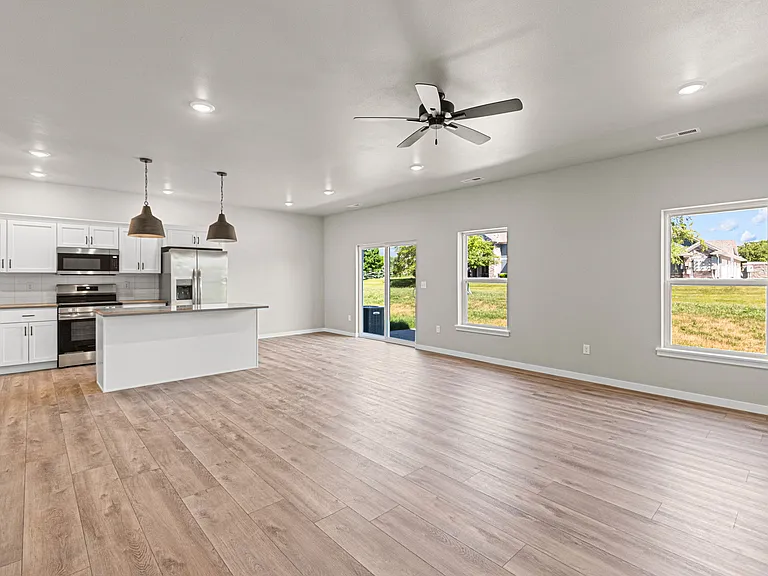 Sweetwater Townhomes — Photo 14
