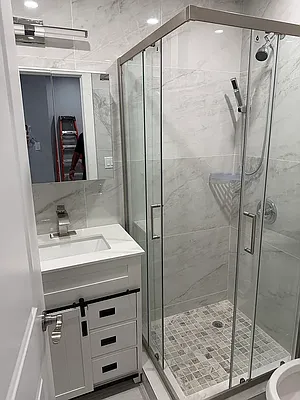 Bathroom, photo 1