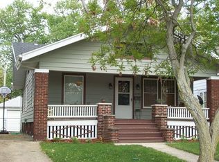 2044 S 4th St, Springfield, IL 62703