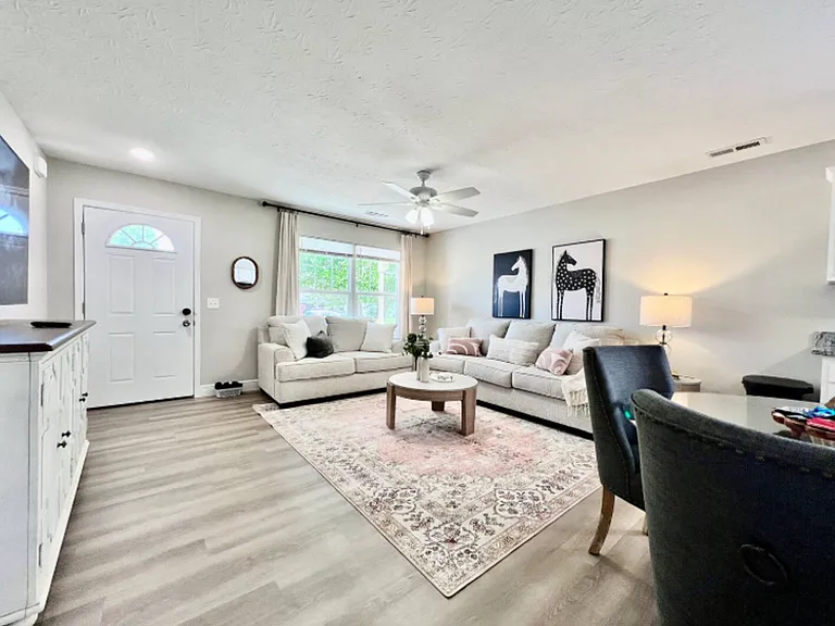 121 Southwind Blvd — Photo 16