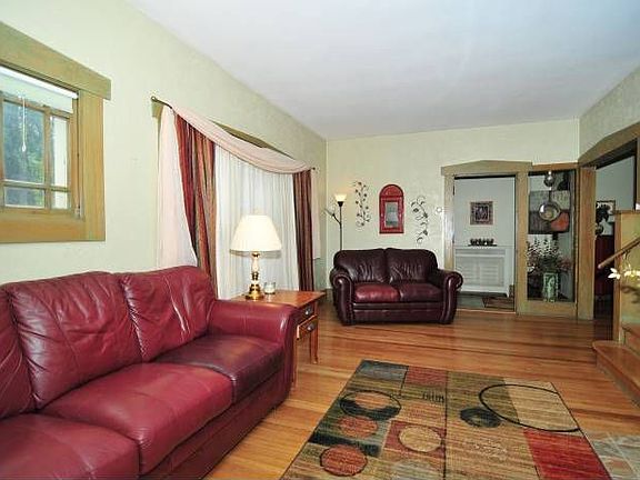 Spacious Living Room