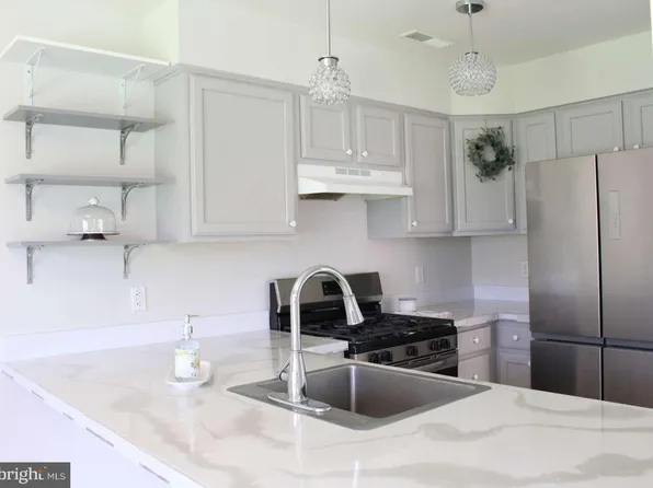 211 Shadybrook Dr, Dover, DE 19901