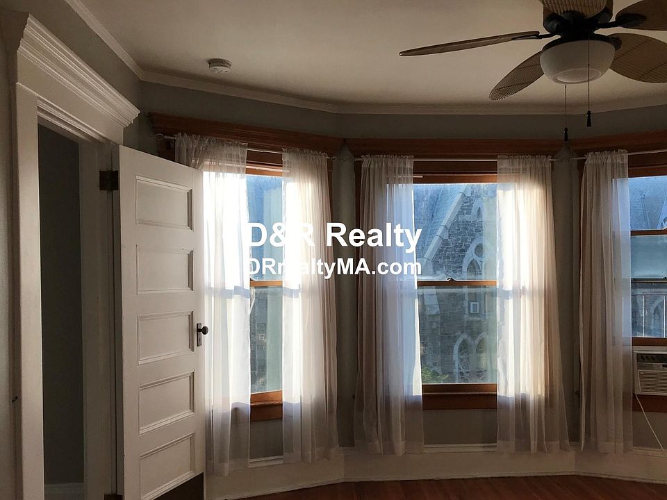 2nd image of 1137 Massachusetts Ave #33A