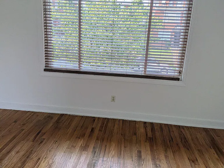 1249 Farragut Pl NE — Photo 8