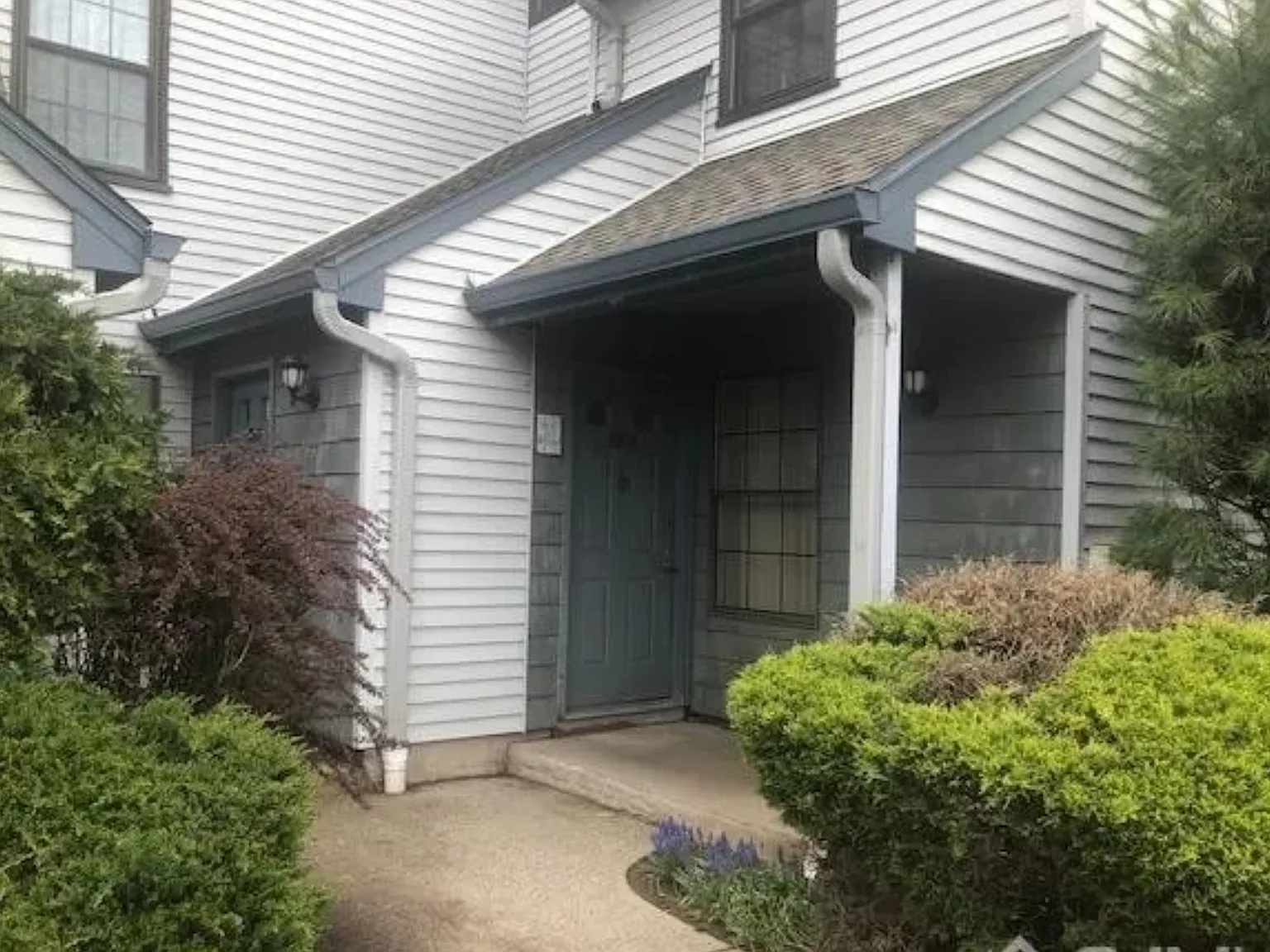 1 bed, 850 sqft, $2,100 — Photo 1