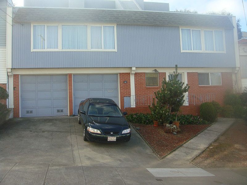 1st image of 1881 11th Ave