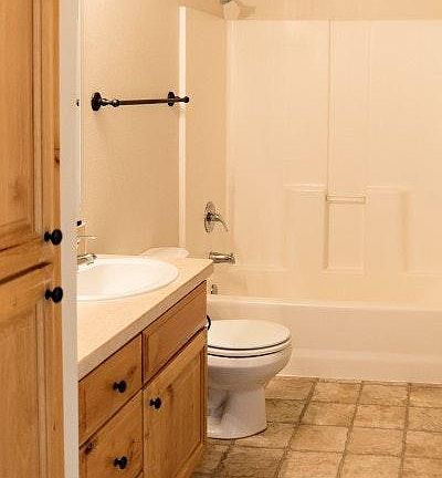 5th image of 2389 Eagle Dr APT 202