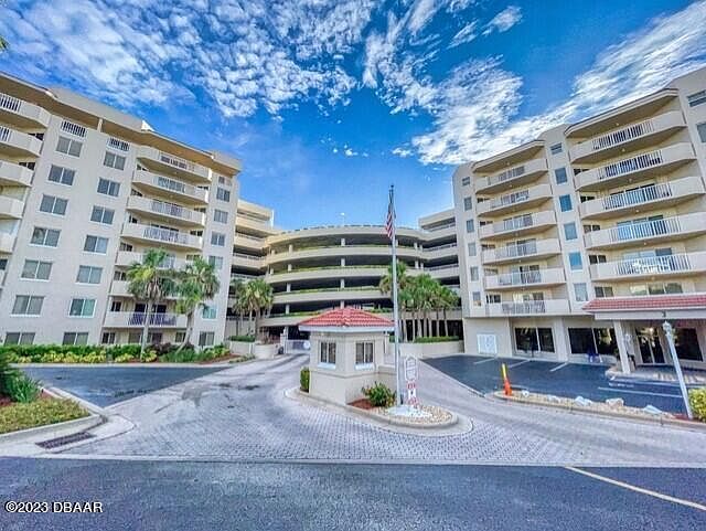 1st image of 3 Oceans West Blvd APT 3B1