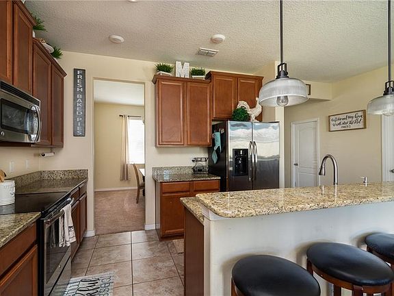 4th image of 8032 Cherry Branch Dr