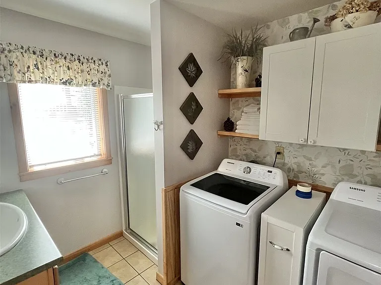 Laundry Room Cabinet
