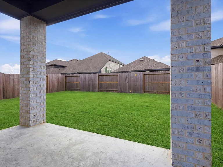5011 Bowen Prairie Dr — Photo 29