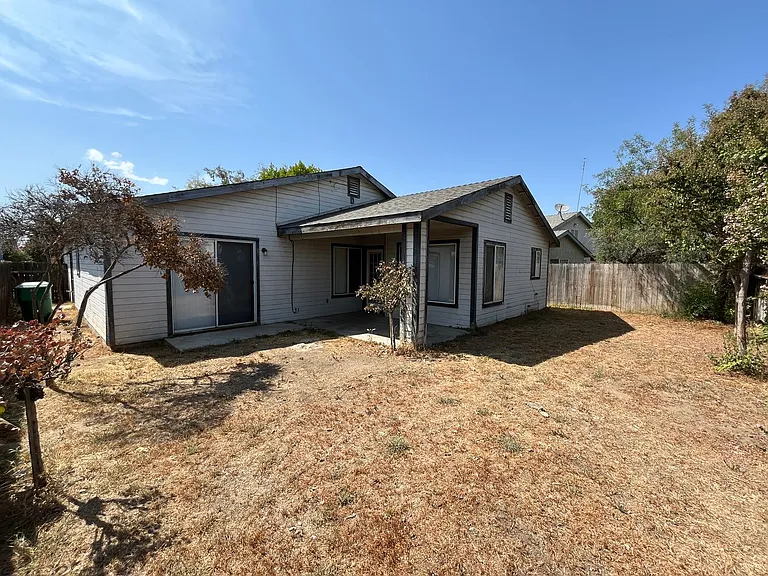 640 S Chess Terrace St — Photo 12