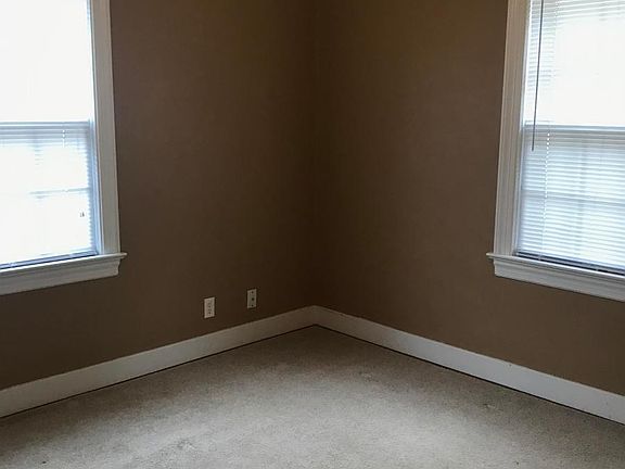 5th image of 1014 E Willcox Ave