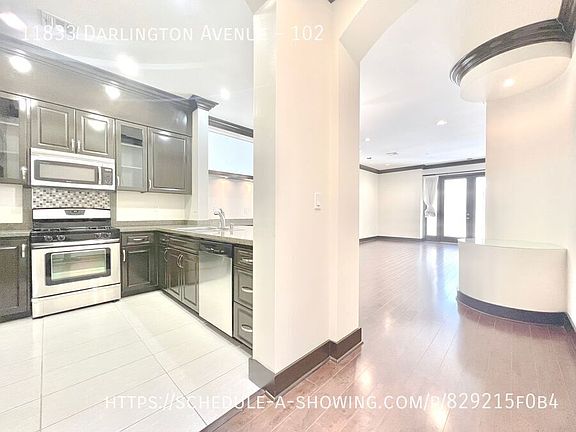 3rd image of 11833 Darlington Ave APT 102