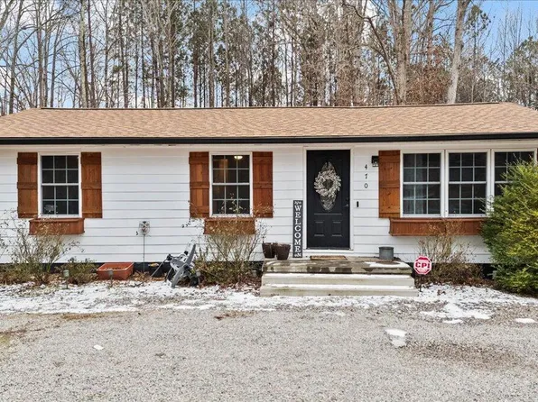 470 Thomas Rd, Henderson, NC 27537