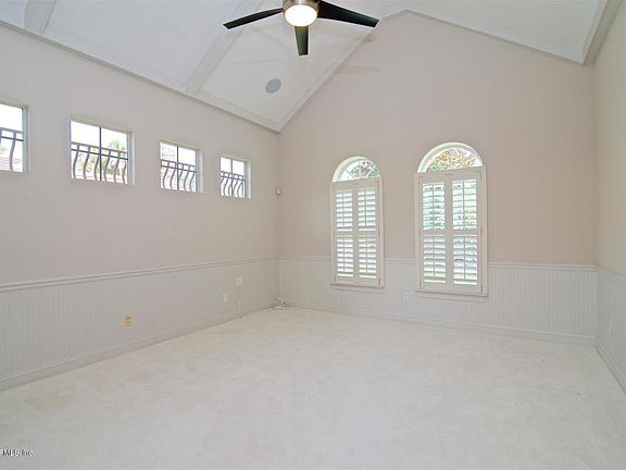 5th image of 119 Muirfield Dr