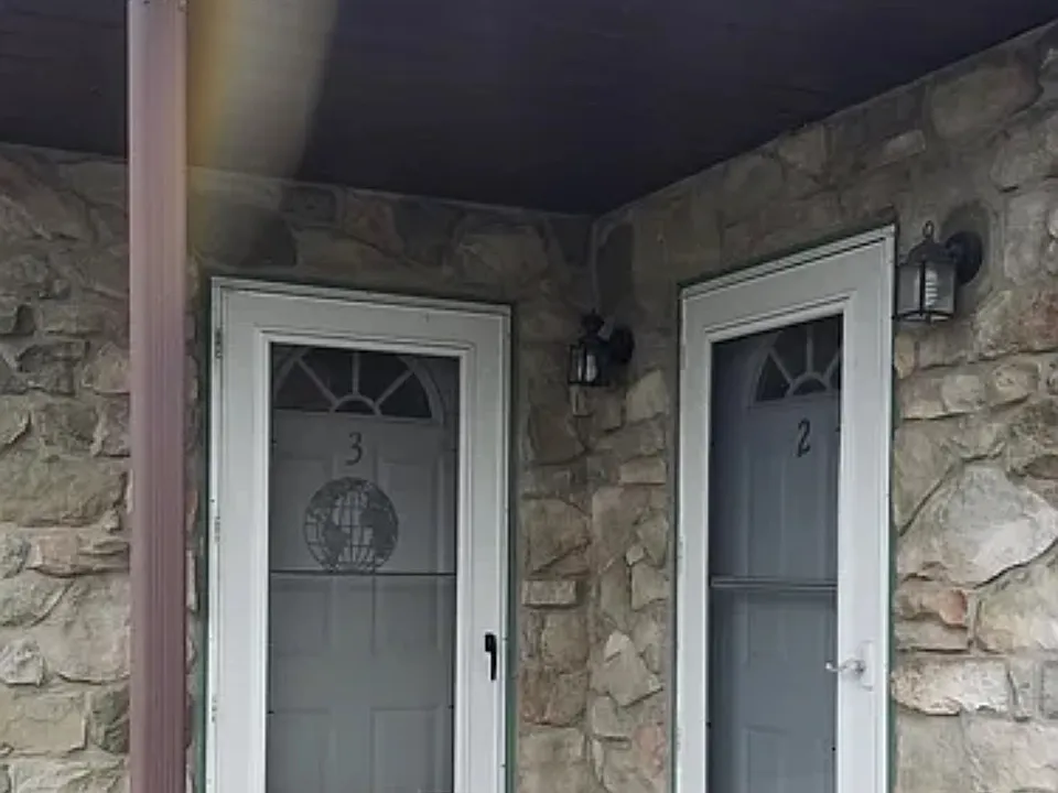 4154 E Harrisburg Pike #3