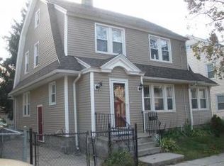 101 Herkimer St, Bridgeport, CT 06604