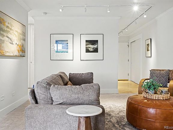 4th image of 700 N Washington Street #202