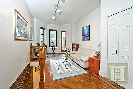 1st image of 177 Amity St APT 2