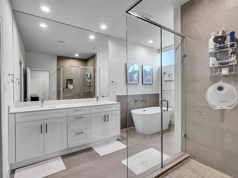 5702 Rucio Ln — Photo 15
