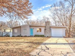1519 N 75th Dr, Kansas City, KS 66112
