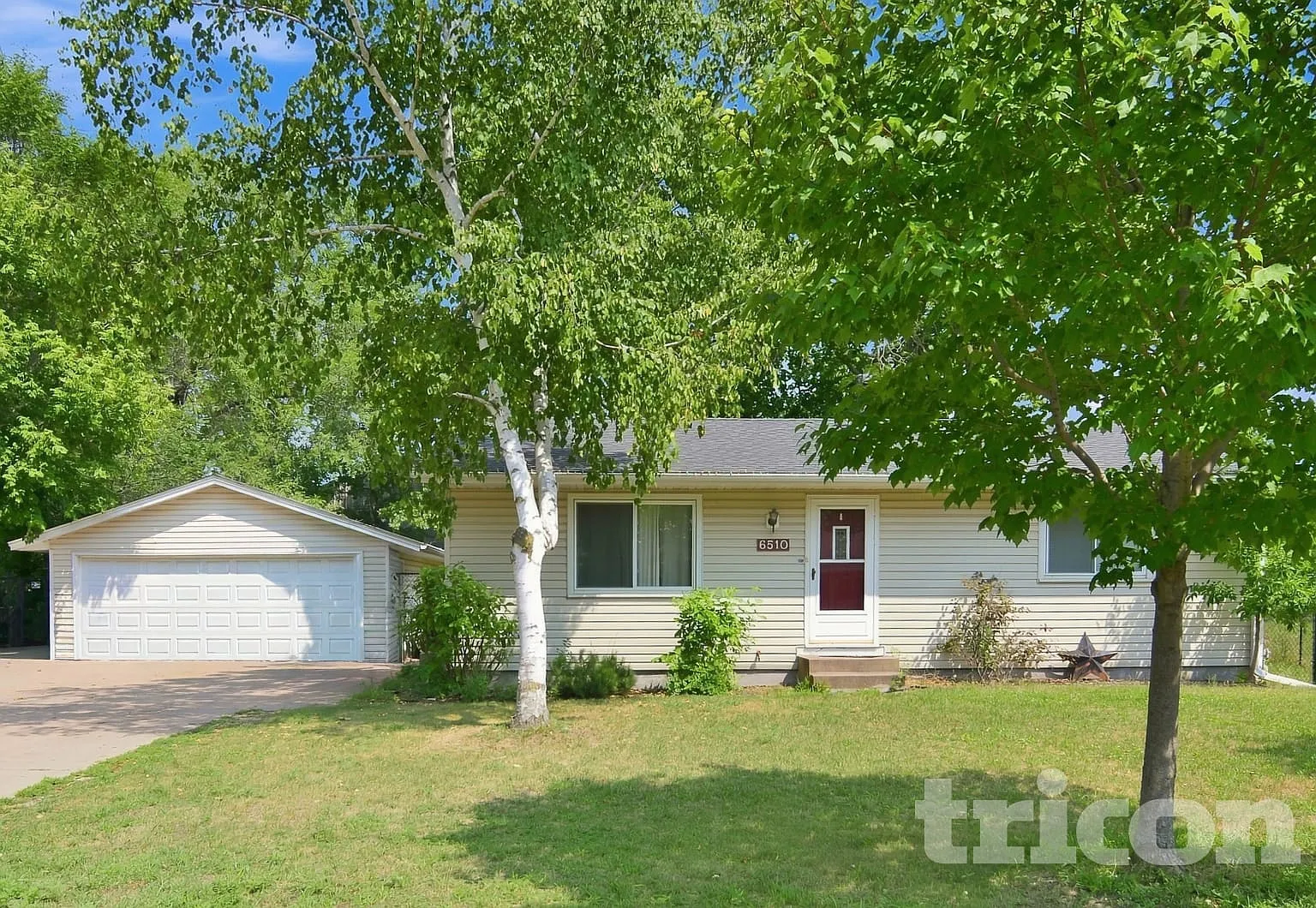 6510 Hokah Drive Lino Lakes MN — Photo 1