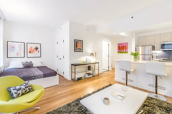 Rented by Bond New York | media 2