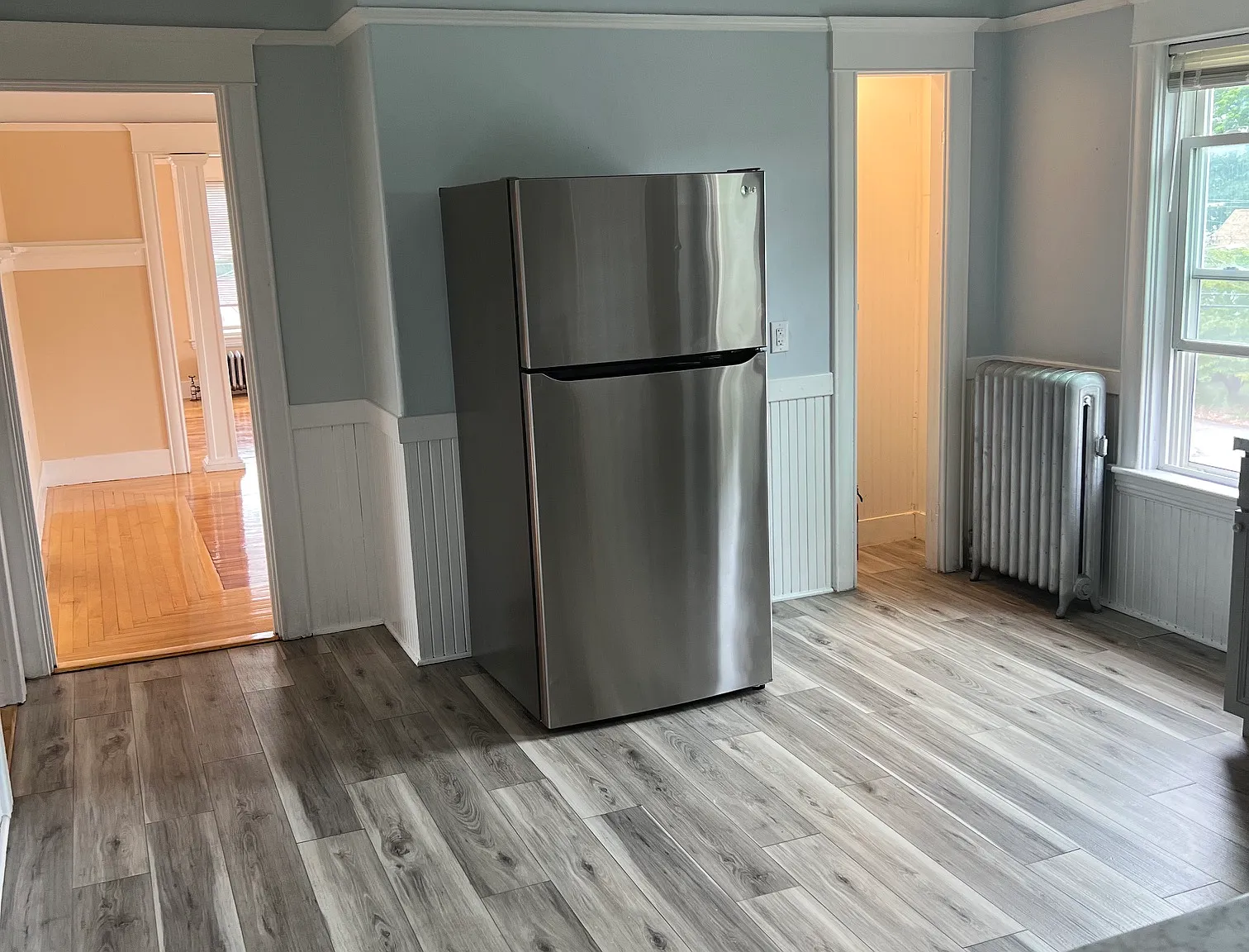 3 bed, 1300 sqft, $2,850 — Photo 1