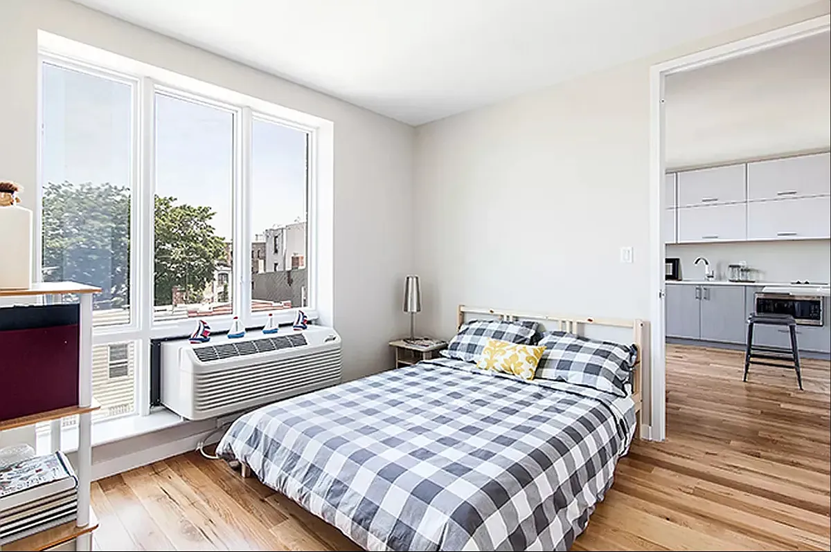 Photo 2 of 6 - 314 52nd St #4A - Brooklyn, NY Building Photo - 314 52nd St #4A