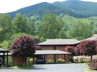 26251 E Welches Rd, Welches, OR 97067