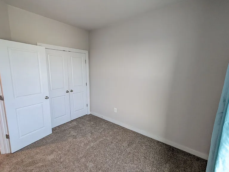 1129 Lawler Dr — Photo 40